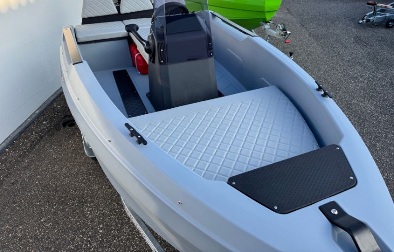 SeaStorm Advantage 12